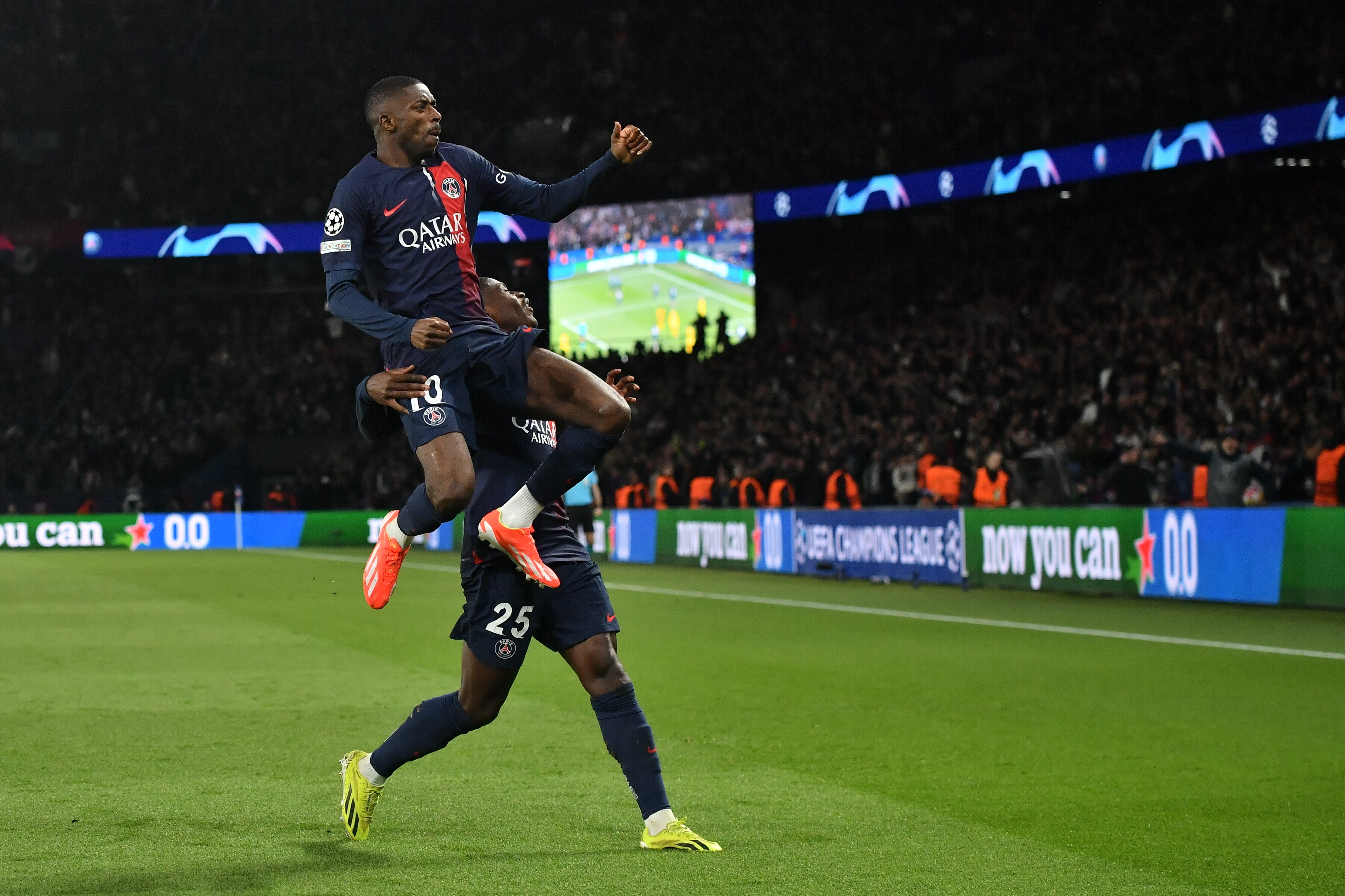 开云体育网页版-集结日荷甲焦点战，俄克拉荷马雷霆强势反弹，态度坚定，临场指挥获称赞(俄克拉荷马州立大学qs排名)