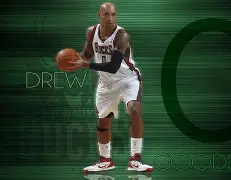 密尔沃基雄鹿队简介 密尔沃基雄鹿队简介