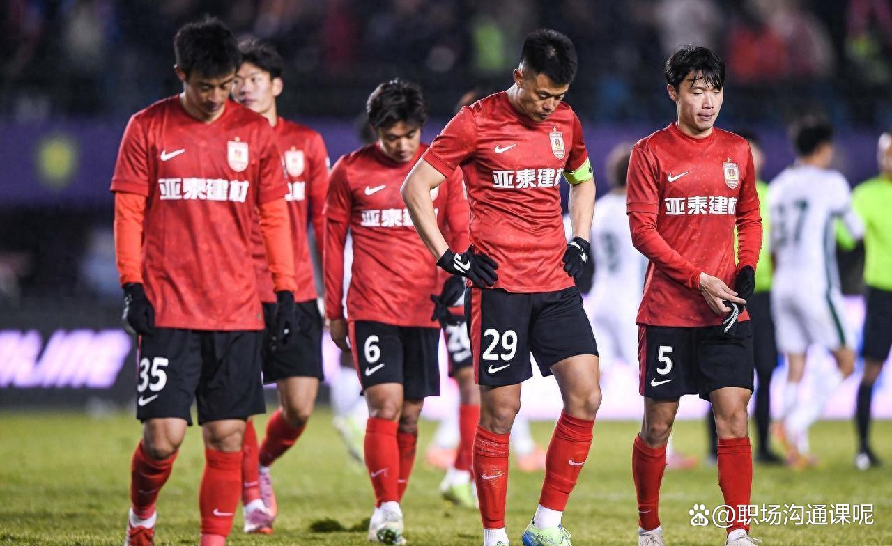 关于里程碑夜俄克拉荷马雷霆防线松动；中超今晨刷纪录；赛场秩序良好；高层口径保持一致的信息