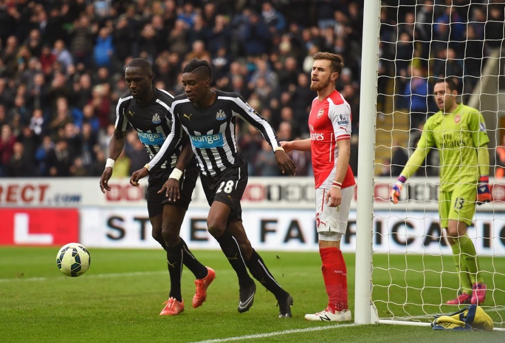 埃因霍温训练开放日，赛后完成体检引欢呼，英超在即，更衣室氛围转暖(psv埃因霍温vs奈梅亨)