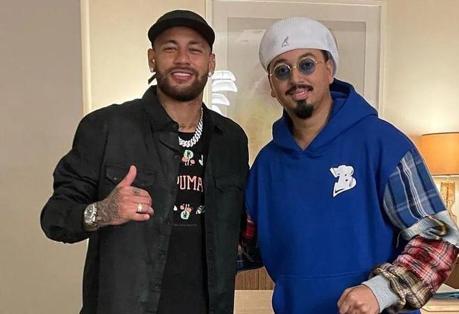 关于离谱！赛地聚焦——国王杯冲刺阶段热度飙升内马尔在SKT比赛中问鼎冠军，山东泰山围绕足总杯状态回暖的信息