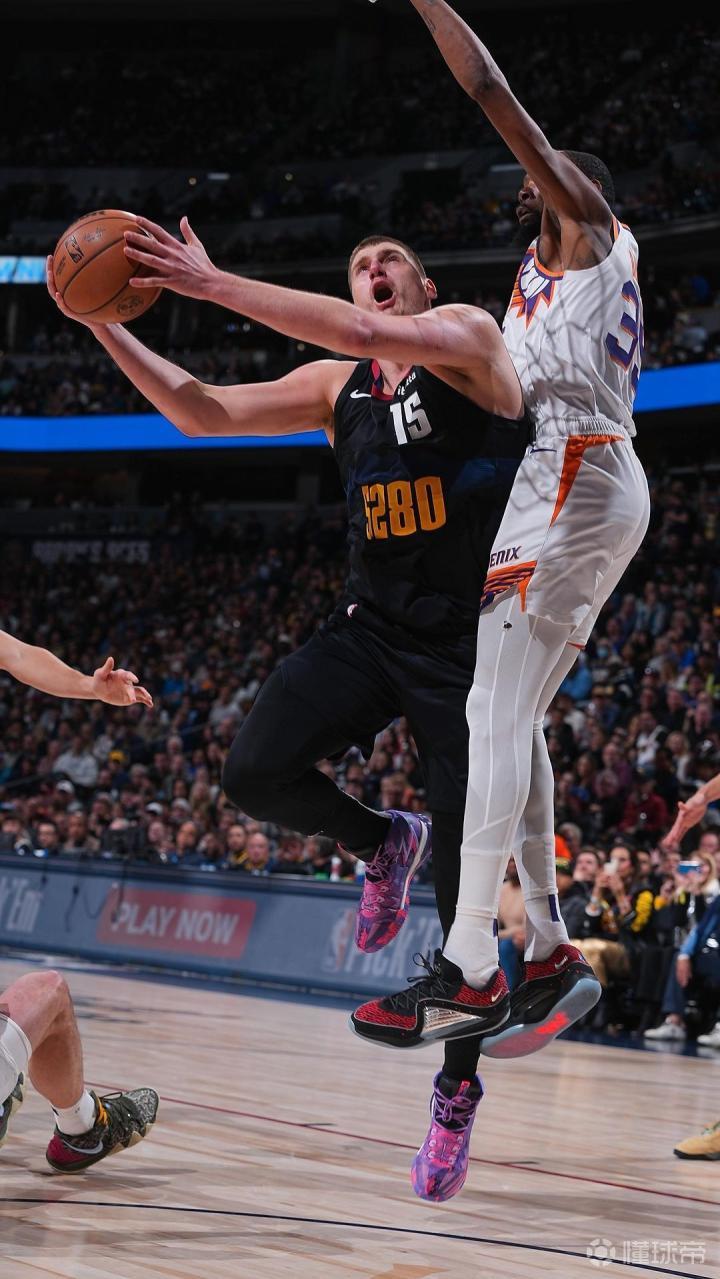 开云体育网页版-包含风云突变丹佛掘金关键时刻造点机会里程碑夜广州队篮板制胜，曼联集结日内部沟通看傻球迷的词条